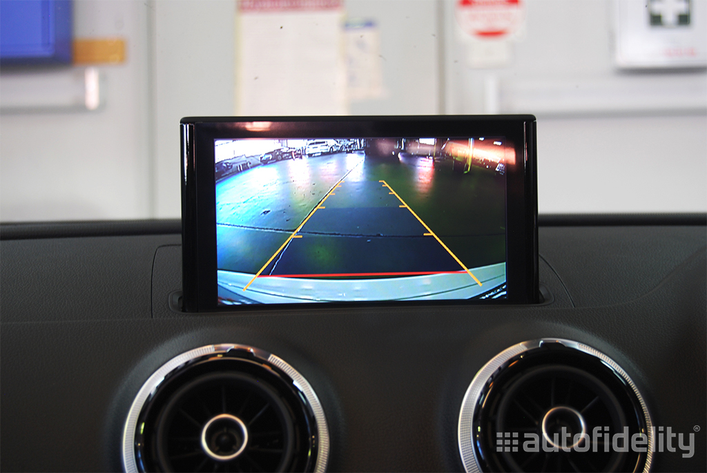 Touchscreen Integrated Satellite Navigation + Rear View Camera System for Audi A3 8V 1
