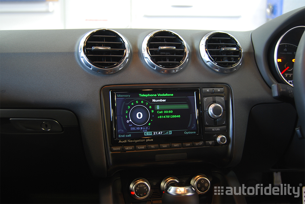 Audi TT (8J) - Kufatec FISCON Basic Plus Bluetooth 1