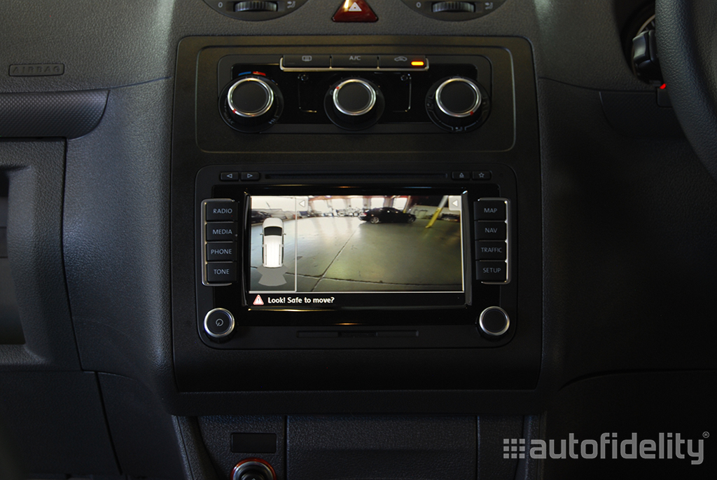 RNS 510 Touchscreen Integrated Navigation System + Integrated Rear View (Reversing) Camera for Volkswagen Caddy (2K) 1