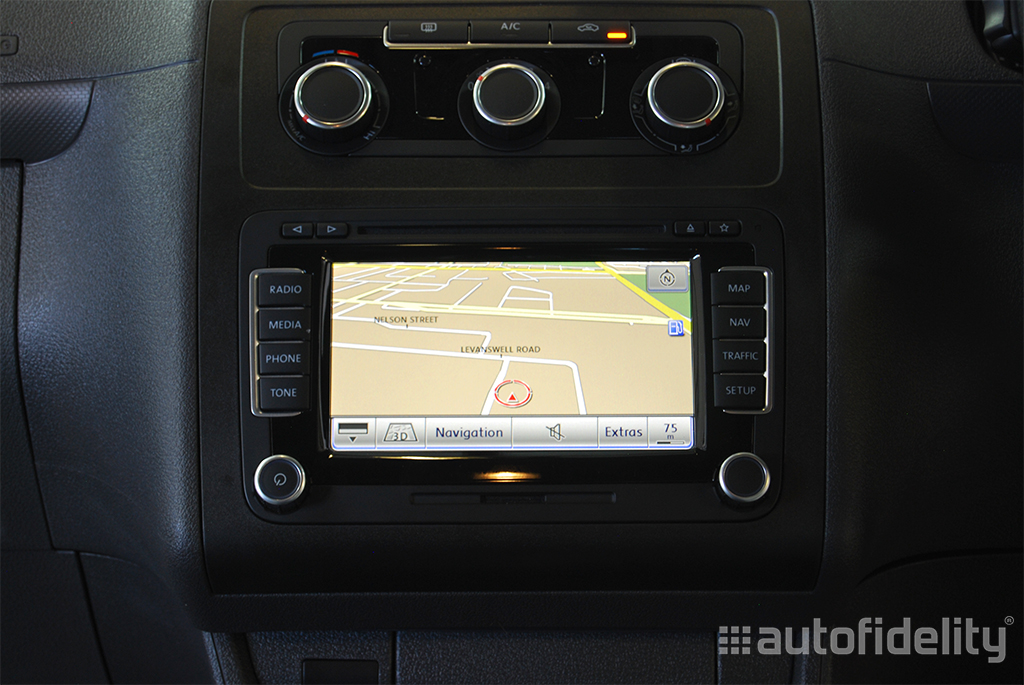 RNS 510 Touchscreen Integrated Navigation System + Integrated Rear View (Reversing) Camera for Volkswagen Caddy (2K) 1