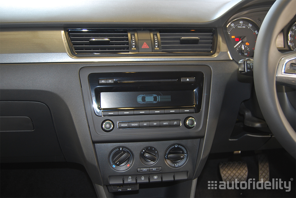 Skoda Park Pilot Front Parking Sensor System with OPS (Optical Display) for Skoda Rapid 1