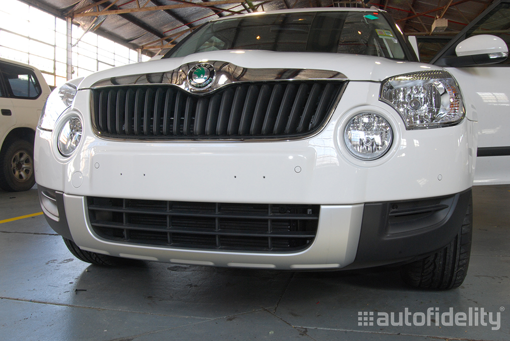 Skoda Park Pilot Front & Rear Parking Sensor System with OPS (Optical Display) for Skoda Yeti (5L) 1