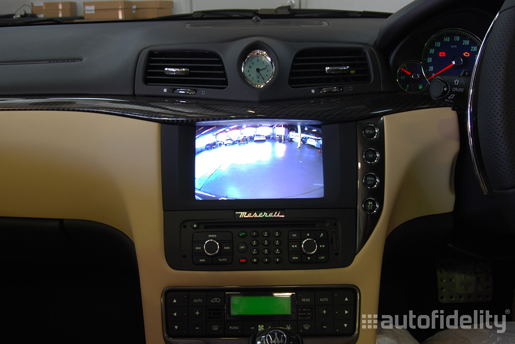 Integrated Rear Camera System for Maserati GranCabrio 1