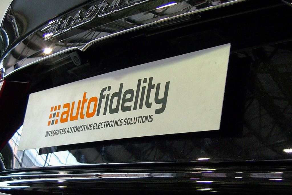 Integrated Rear Camera System for Maserati GranTurismo 1